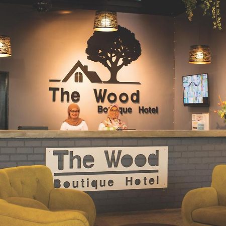 The Wood Boutique Hotel Muar Exteriör bild