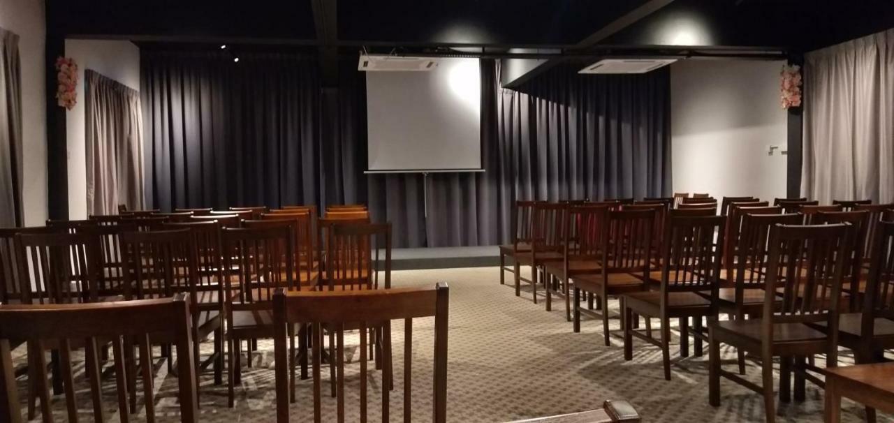 The Wood Boutique Hotel Muar Exteriör bild